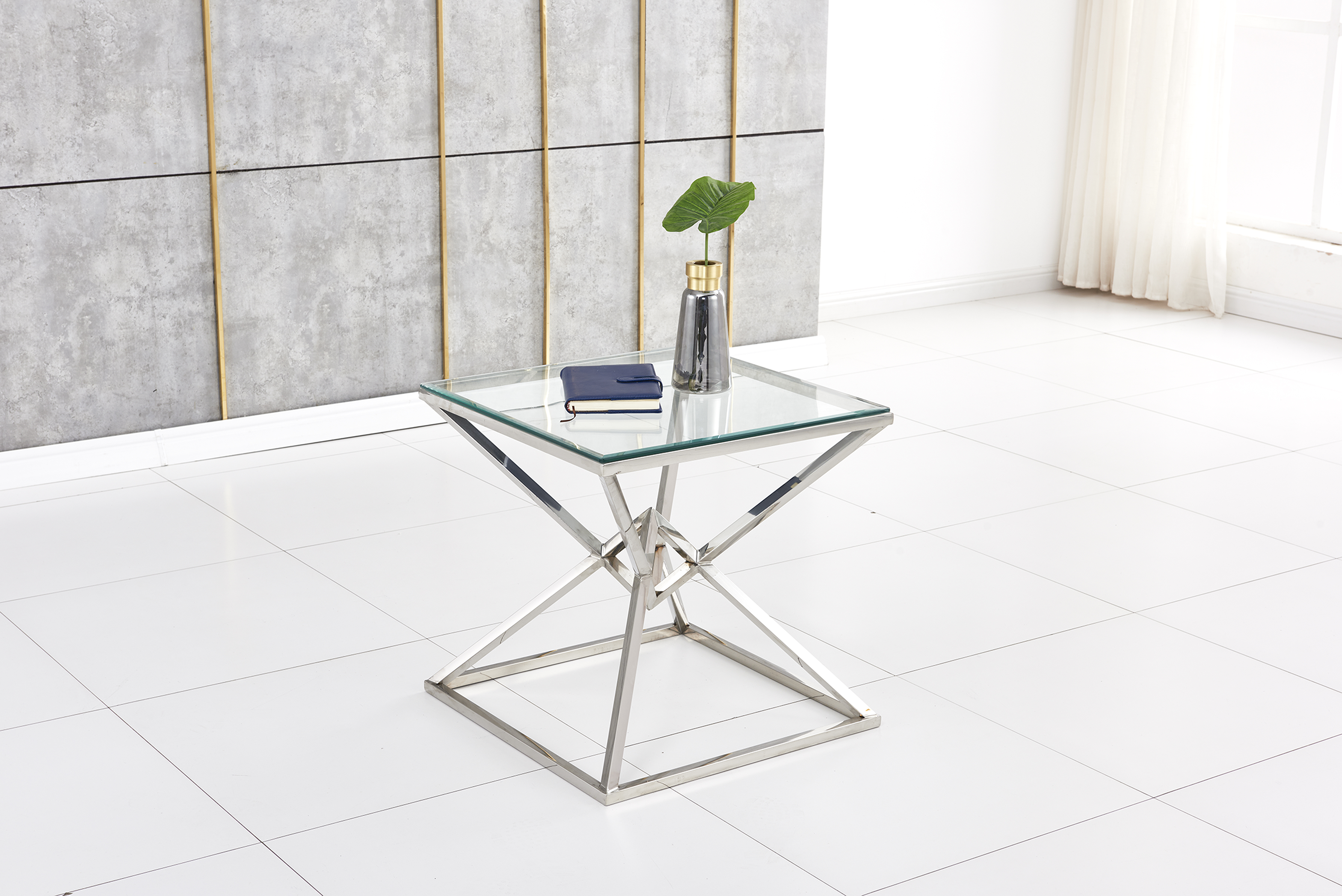 Guéridon PYRAMIDE Chrome Transparent 55x55x H55 cm