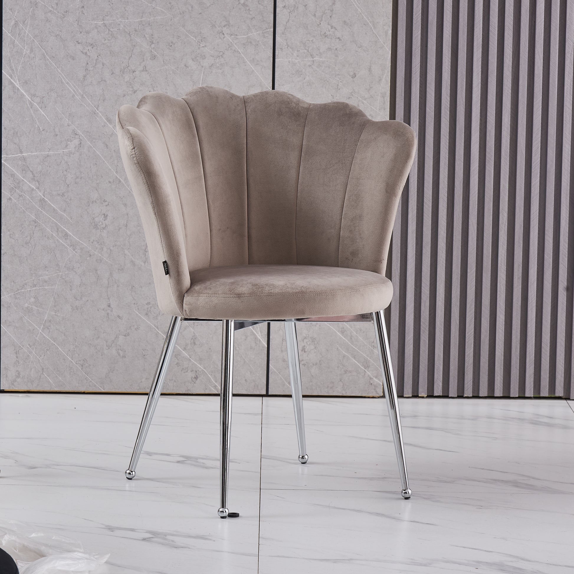 Lot de chaises NYMPHEA pieds Chrome assise Velours #couleur_blanc doudou