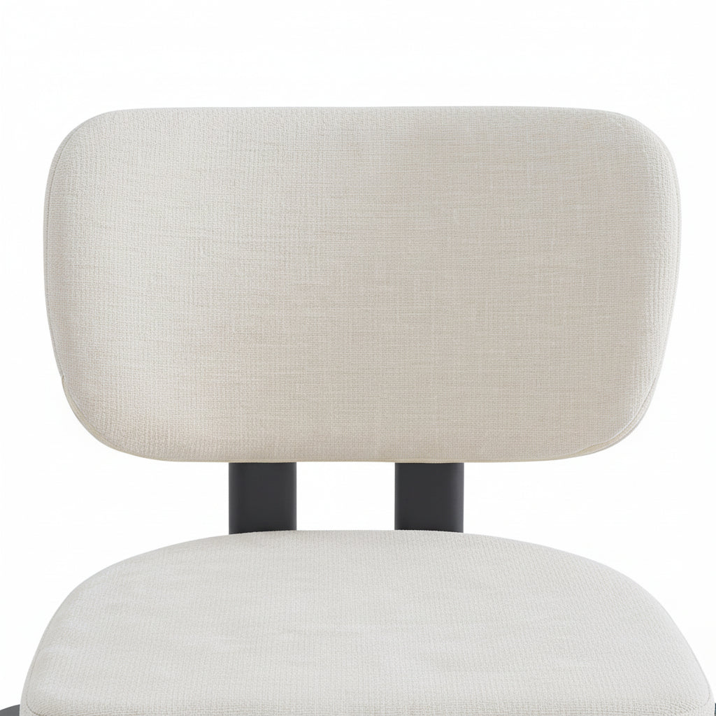 Lot de 4 chaises salle à manger tissu chenille beige pieds métal noir BAGUETTE