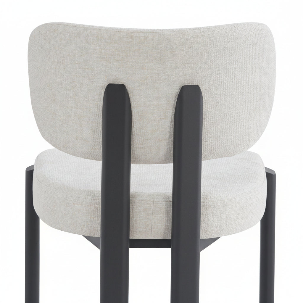 Lot de 4 chaises salle à manger tissu chenille beige pieds métal noir BAGUETTE