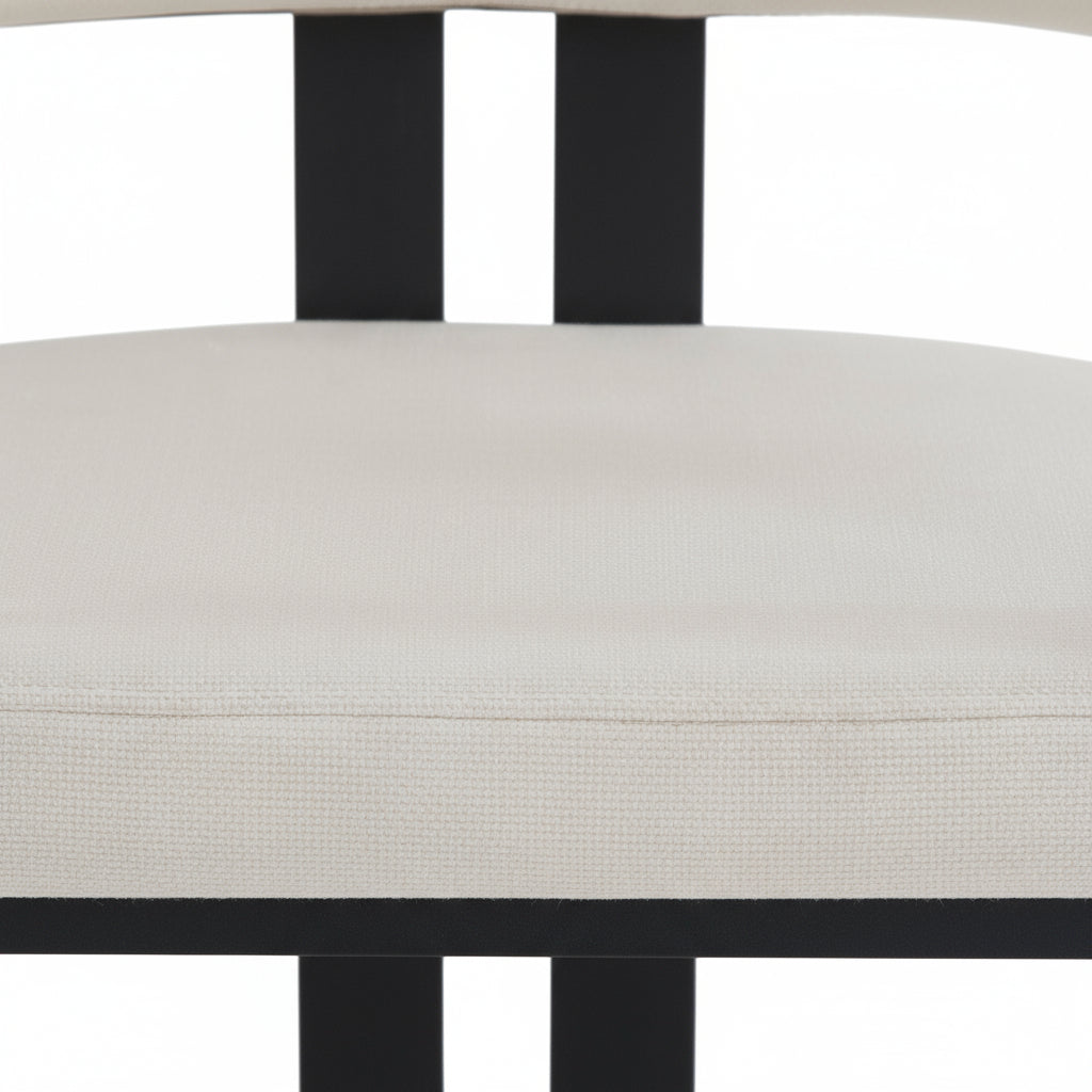 Lot de 2 chaises MELLOW en velours beige et pieds en métal noir