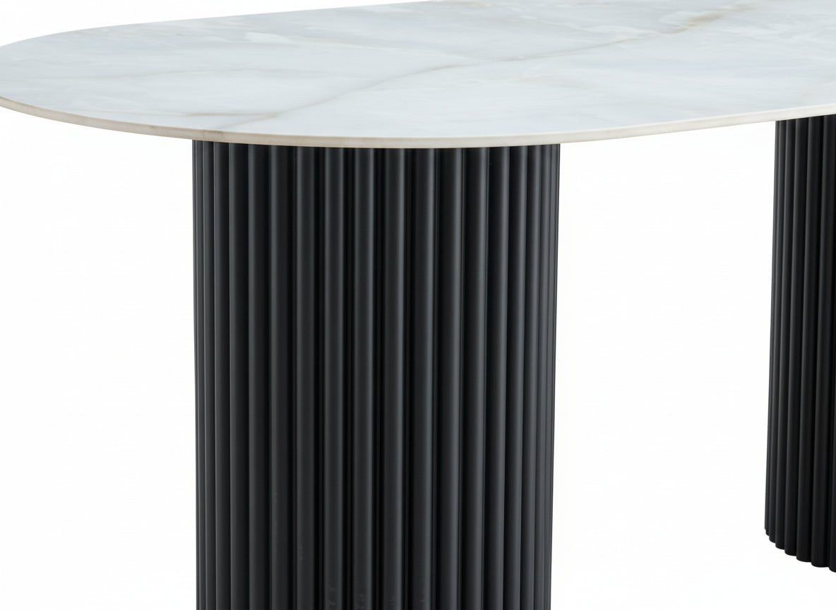 Table à Manger Ovale Céramique Marbre Moka Pieds Métal Noir 180x90x75cm – KEYSHA