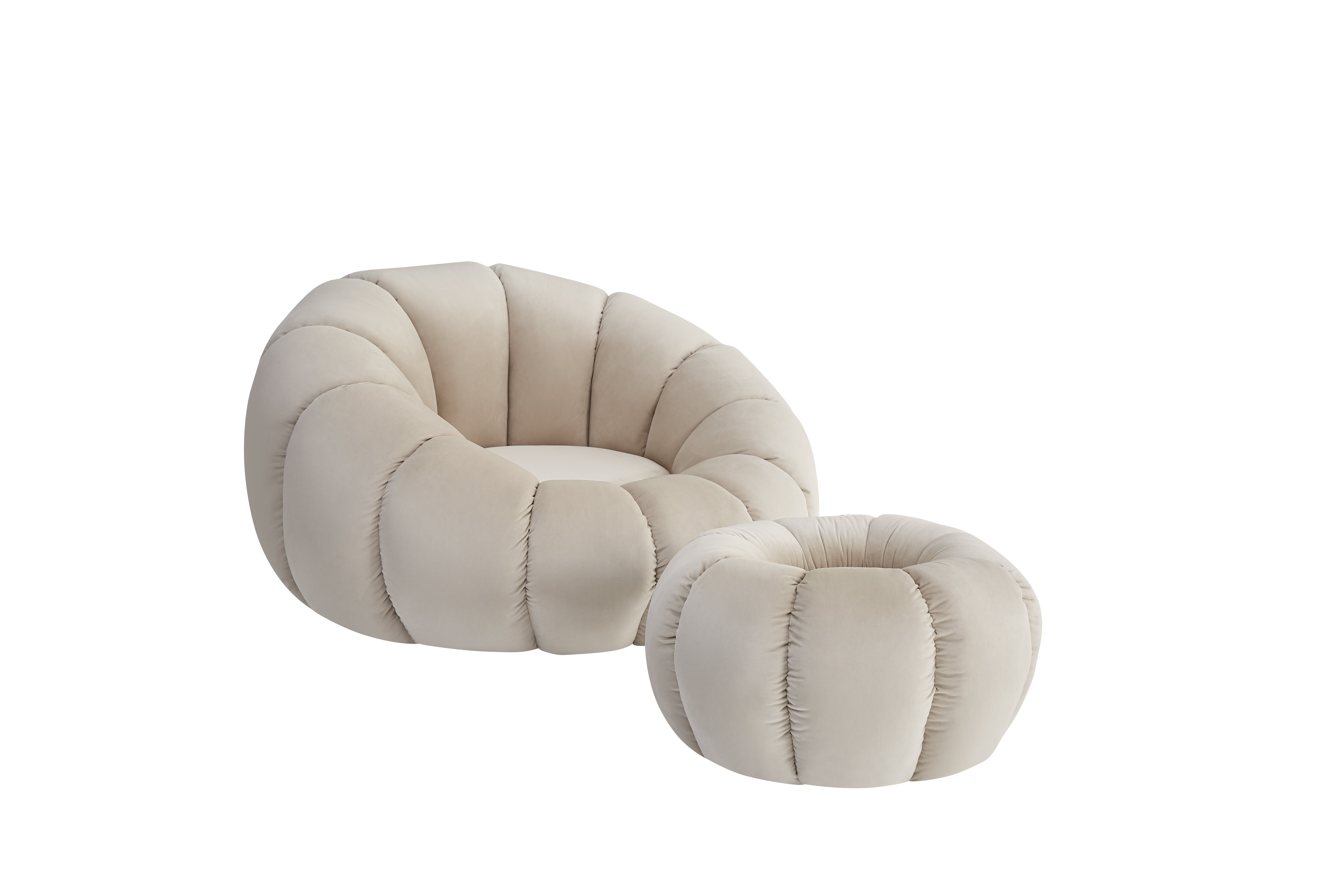 Ensemble fauteuil rond pivotant et pouf velours beige PERLE