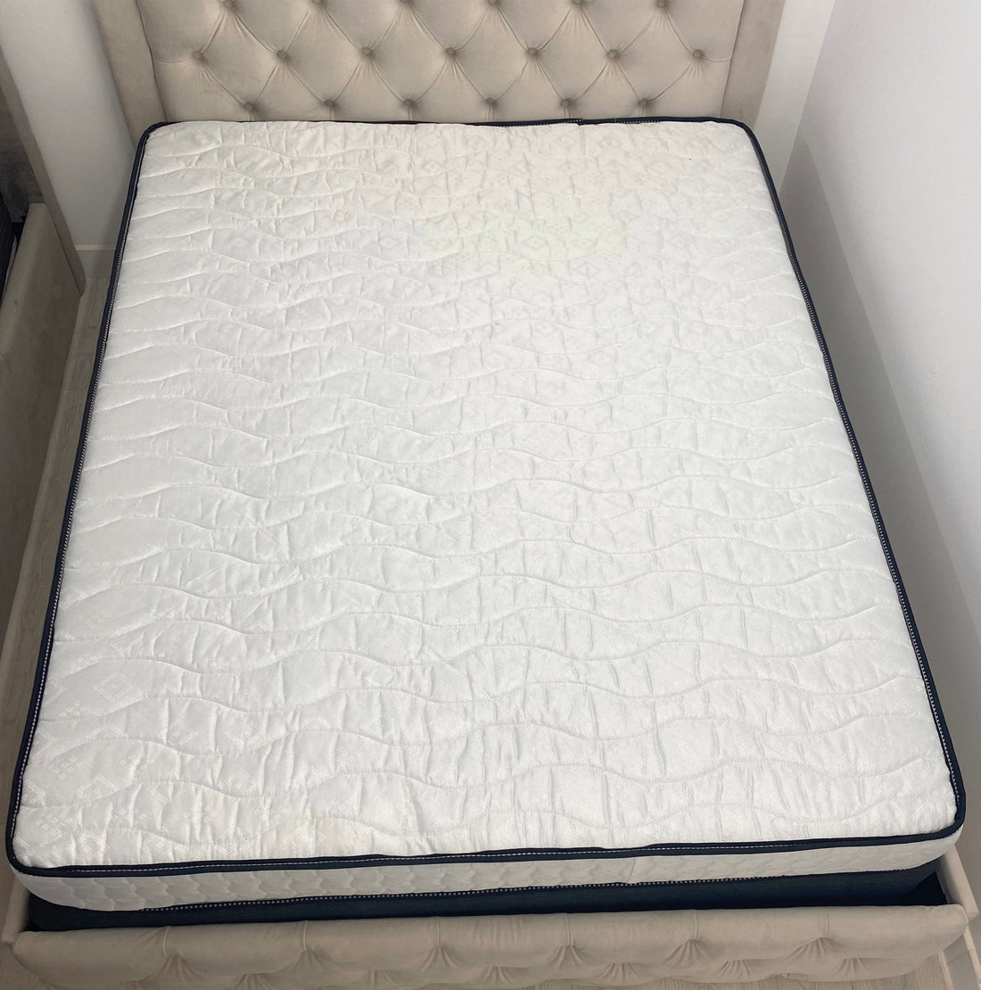 Matelas Mousse PALAZIO 140x190 cm - Recyclé et Durable