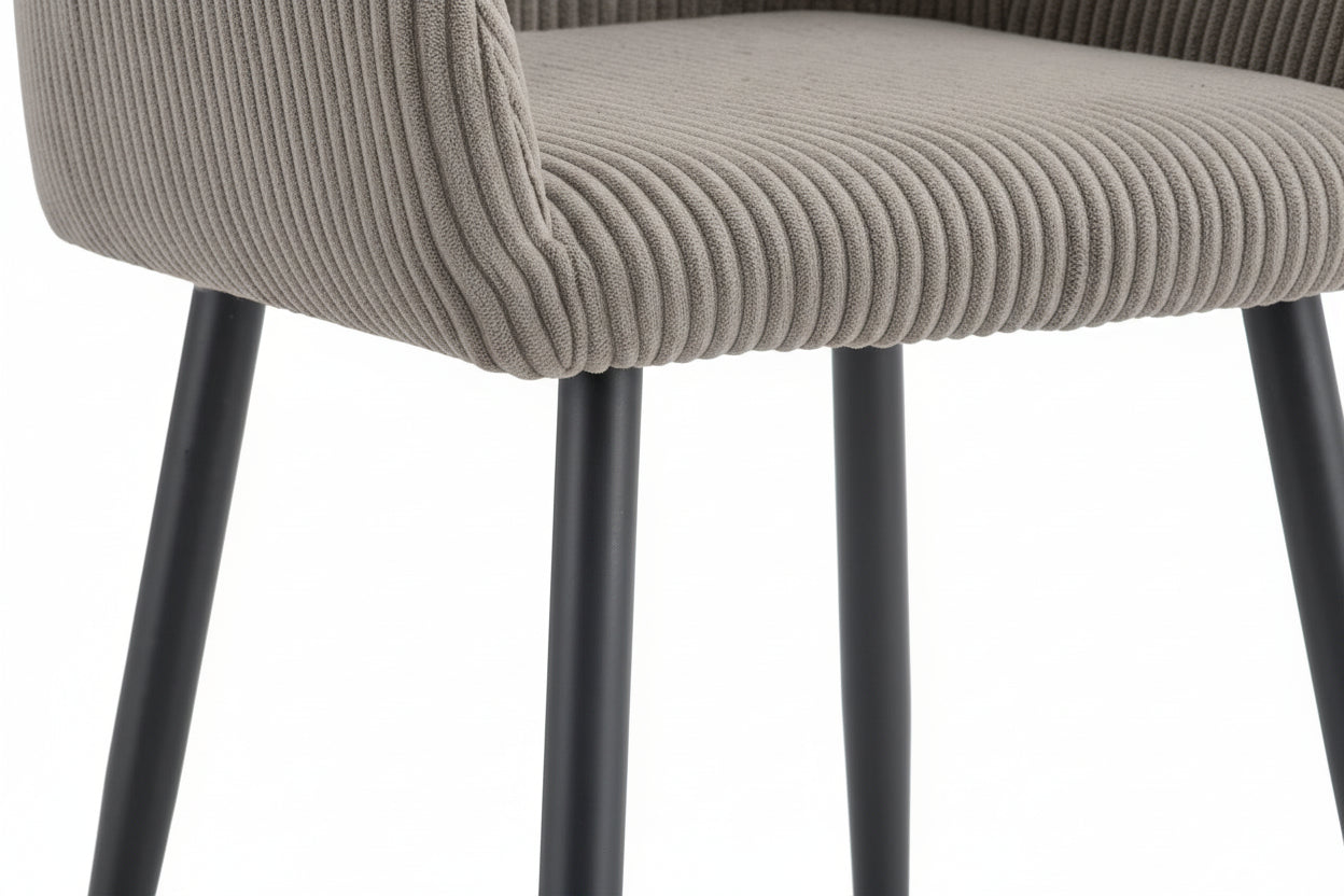 Lot 2 Chaises Salle à Manger Peach Accoudoirs Moka Pieds Métal Noir