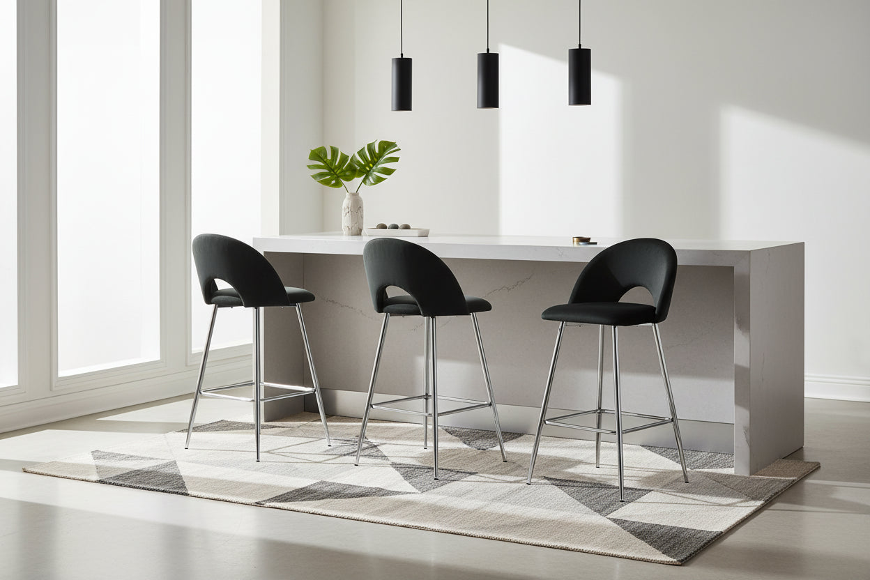 Lot 2 Tabourets de Bar Teddy Velours Noir Pieds Chrome 47x36x98cm