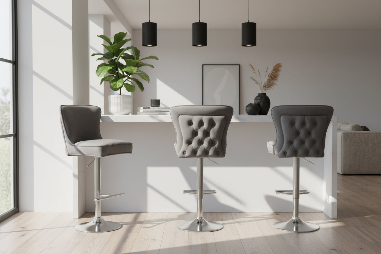 Lot de 2 tabourets de bar velours anthracite pieds chrome 65 cm - GABRIELLE