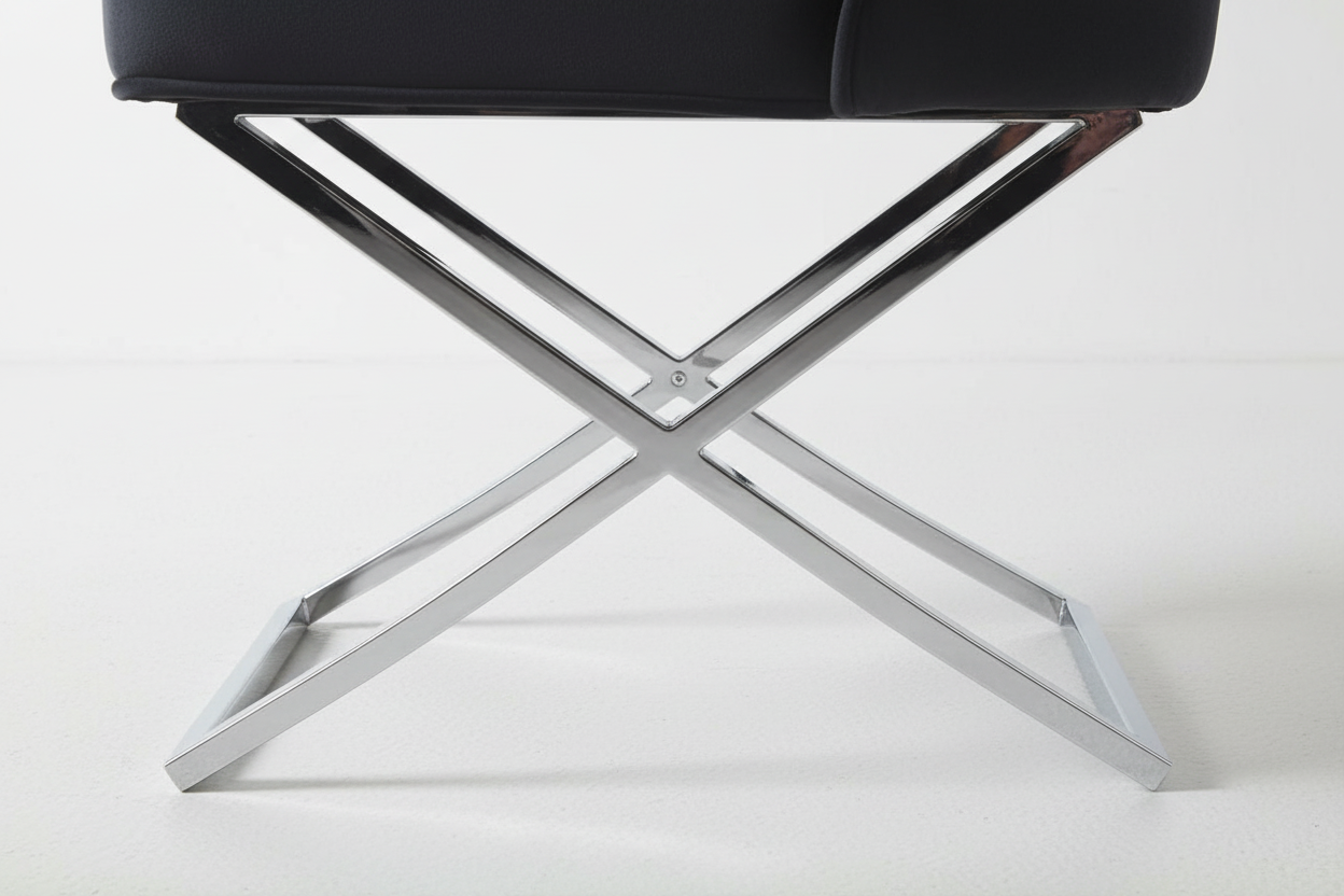 Lot 2 Chaises Salle à Manger Gabrielle Capitonnées Velours Noir Pieds Chrome 59x52x95cm