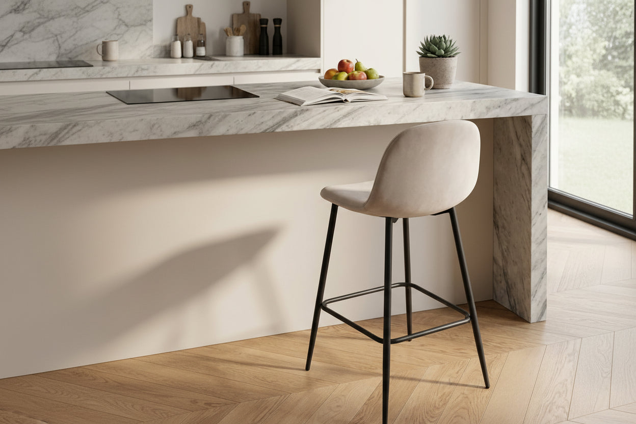 Lot de 2 tabourets de bar velours beige pieds métal noir 69 cm - SCANDINAVE